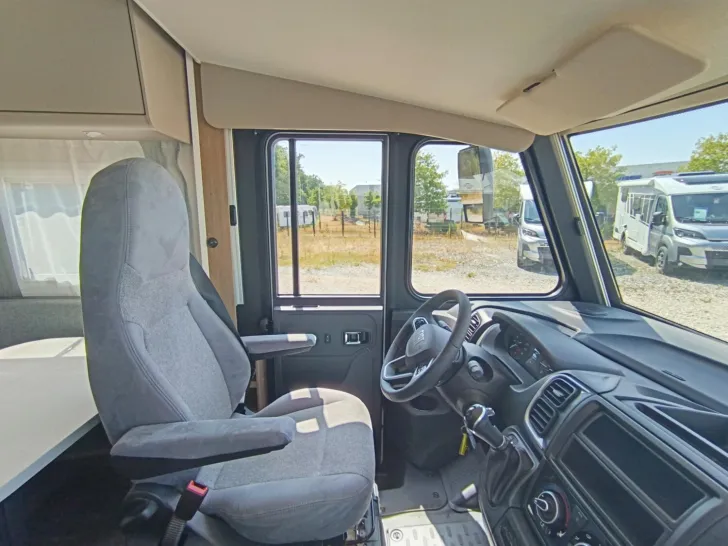Fahrzeugbild Carado I 447 180PS Autom., Maxi 4.4t, 5.Sitzplatz, C6E #12