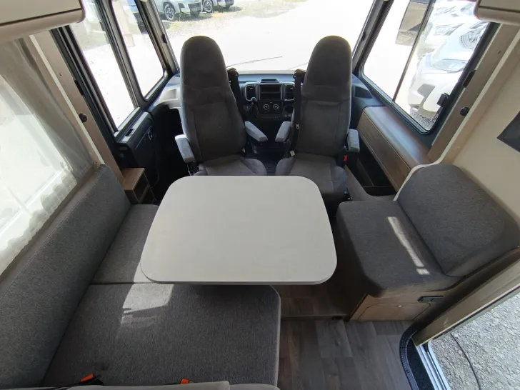 Fahrzeugbild Carado I 447 180PS Autom., Maxi 4.4t, 5.Sitzplatz, C6E #21