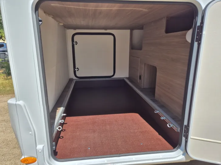 Fahrzeugbild Carado V347 *90L-Tank*Holzrost* #40