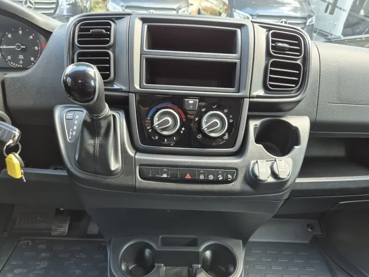 Fahrzeugbild Carado V347 *Automatik*Clever-Lift-Bett* #13