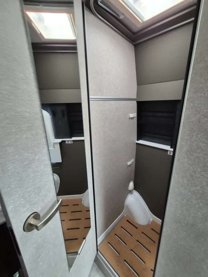 Fahrzeugbild Hymer Grand Canyon S *CrossOver*Allrad*190PS* #21