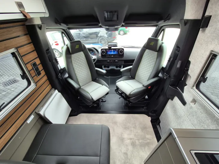 Fahrzeugbild Hymer Grand Canyon S *CrossOver*Allrad*190PS* #29