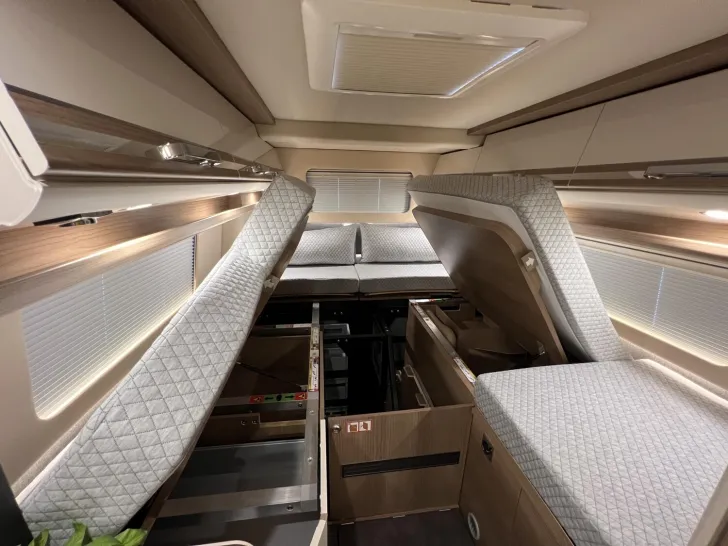 Fahrzeugbild Malibu Genius 641 LE Mercedes (777) #27