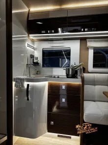 Fahrzeugbild Mobilvetta K-Yacht 86 Tekno Line 180PS #15