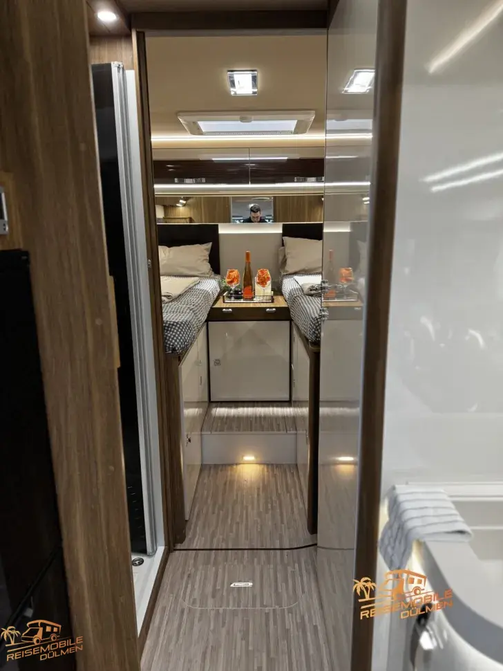 Fahrzeugbild Mobilvetta K-Yacht 86 Tekno Line 180PS #17