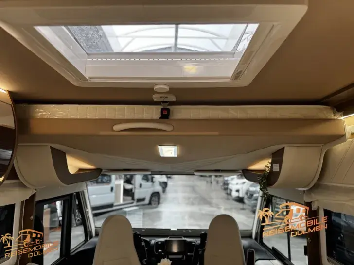 Fahrzeugbild Mobilvetta K-Yacht 86 Tekno Line 180PS #21