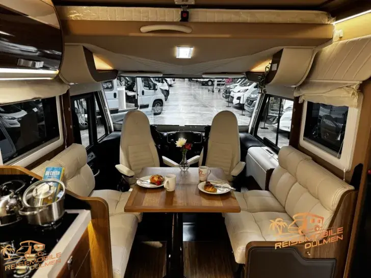 Fahrzeugbild Mobilvetta K-Yacht 86 Tekno Line 180PS #24