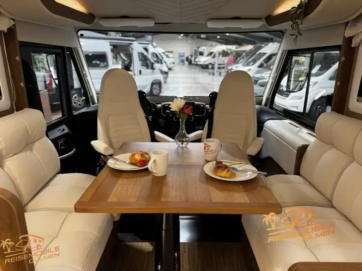 Fahrzeugbild Mobilvetta K-Yacht 86 Tekno Line 180PS #25