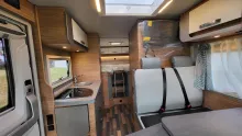 Sicht vorne-hinten Weinsberg CaraCore 650 MEG 180 PS/Automatik/6 x Paket