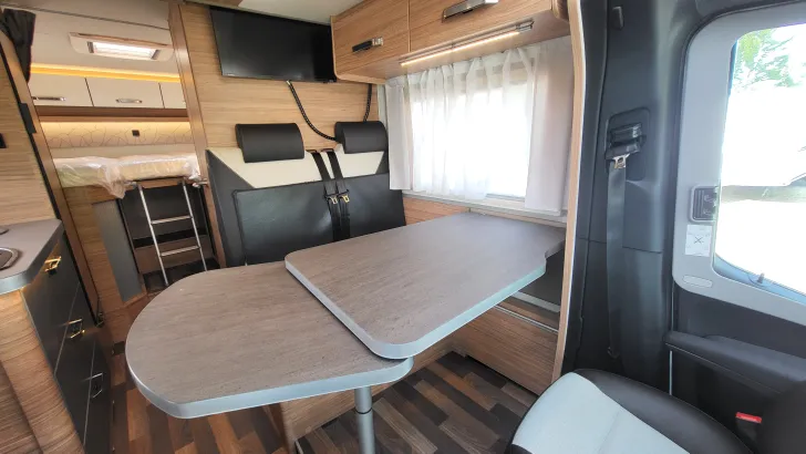 Sitzgruppe Weinsberg CaraCompact 640 MEG Suite EDITION [PEPPER] Hot Pepper & Licht Paket