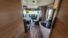 Sicht vorne-hinten Weinsberg CaraCompact 640 MEG Suite EDITION [PEPPER] Hot Pepper & Licht Paket
