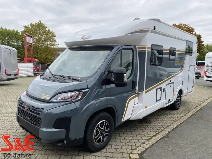 Fahrzeugbild Bürstner B66 TD 690 #3