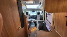 Sicht vorne-hinten Weinsberg CaraBus EDITION FIRE 600 ME Automatik, Paket auto. Fahren