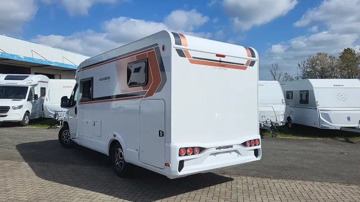 Frontal Hinten Weinsberg CaraCompact 600 MEG EDITION [PEPPER] Automatik/140 PS