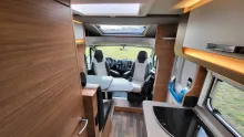 Sicht vorne-hinten Weinsberg CaraCompact 600 MEG EDITION [PEPPER] Automatik/140 PS
