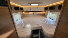 Betten Weinsberg CaraCompact 600 MEG EDITION [PEPPER] Automatik/140 PS