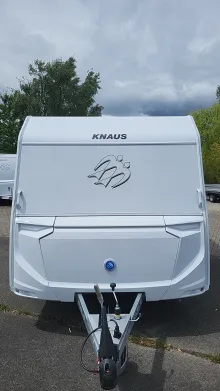 Frontal Vorne Knaus Sport 460 EU Mover/Markise