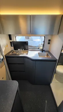 Küchen Adria Action 391 LH Sports Mover/Fahrradträger