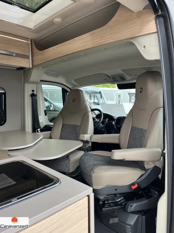 Fahrzeugbild Dethleffs Globetrail 640 HR mit Hubbett 140PS Automatik* #9