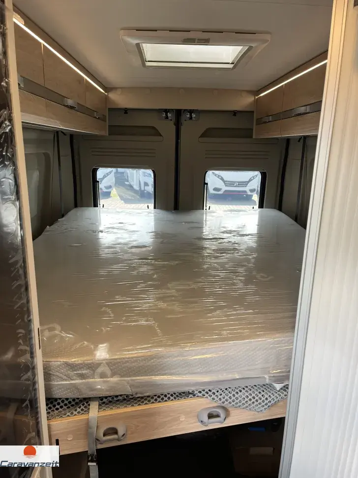 Fahrzeugbild Dethleffs Globetrail 640 HR mit Hubbett 140PS Automatik* #19