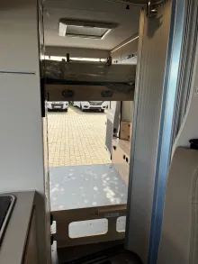 Fahrzeugbild Dethleffs Globetrail 640 HR mit Hubbett 140PS Automatik* #24