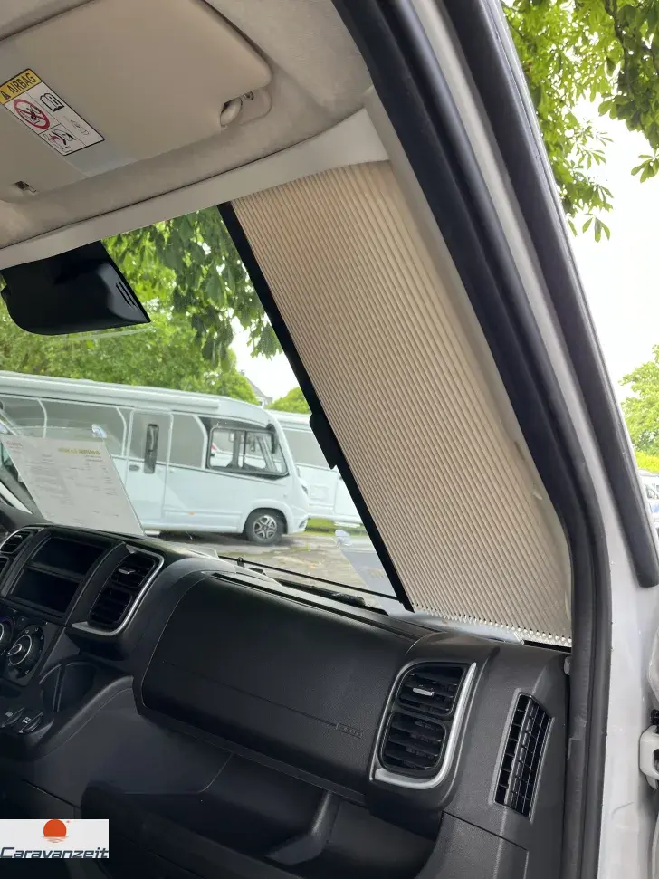 Fahrzeugbild Dethleffs Globetrail 640 HR mit Hubbett 140PS Automatik* #28