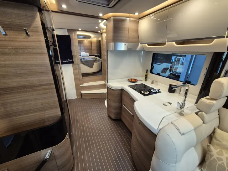 Fahrzeugbild Concorde Liner 1090 GIO Silver | BAR  | 920 Ah Lith. #24