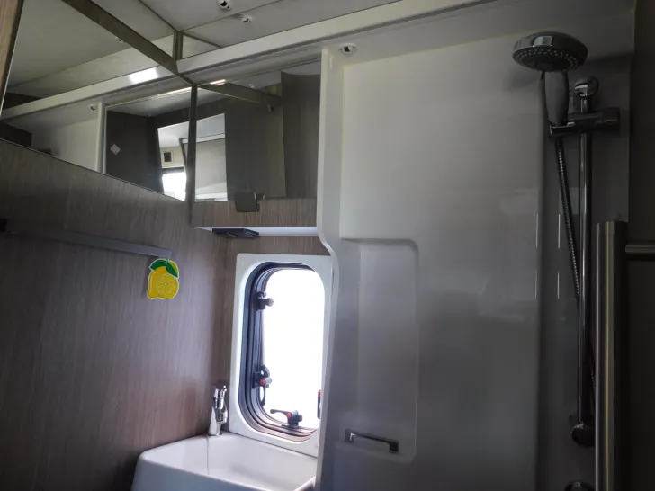 Fahrzeugbild Chausson Van 594 Markise, Navi+RFK uvm. #14
