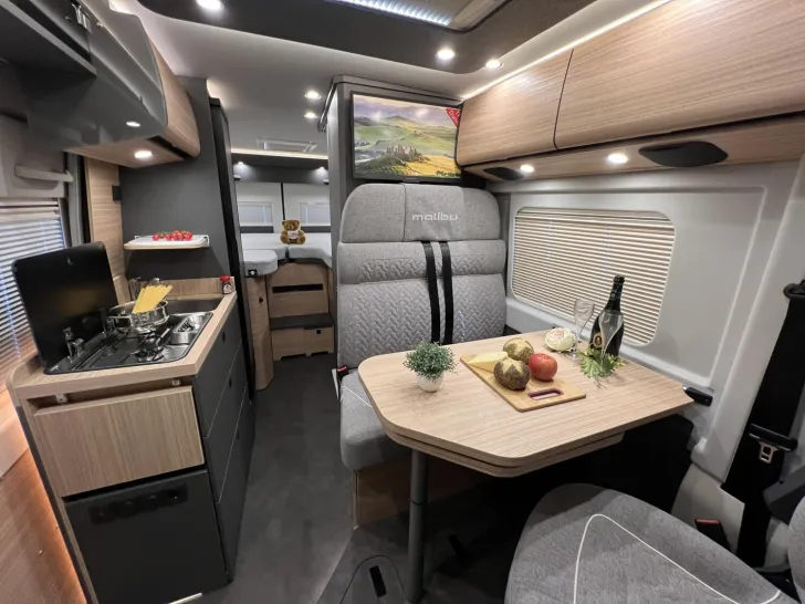 Fahrzeugbild Malibu Van charming GT skyview 640 LE Fiat (767) #17