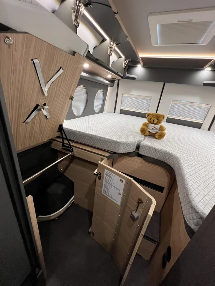 Fahrzeugbild Malibu Van charming GT skyview 640 LE Fiat (767) #26