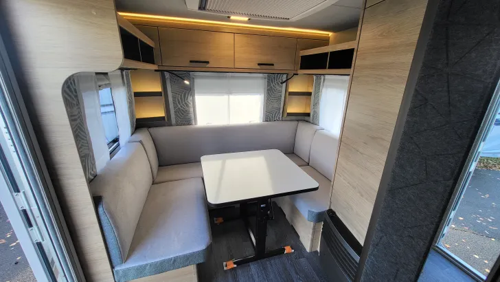 Sitzgruppe Weinsberg CaraOne 480 EU