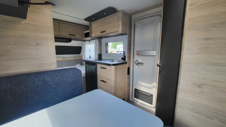 Fahrerhaus Weinsberg CaraOne 390 QD Smart/Advanced Paket