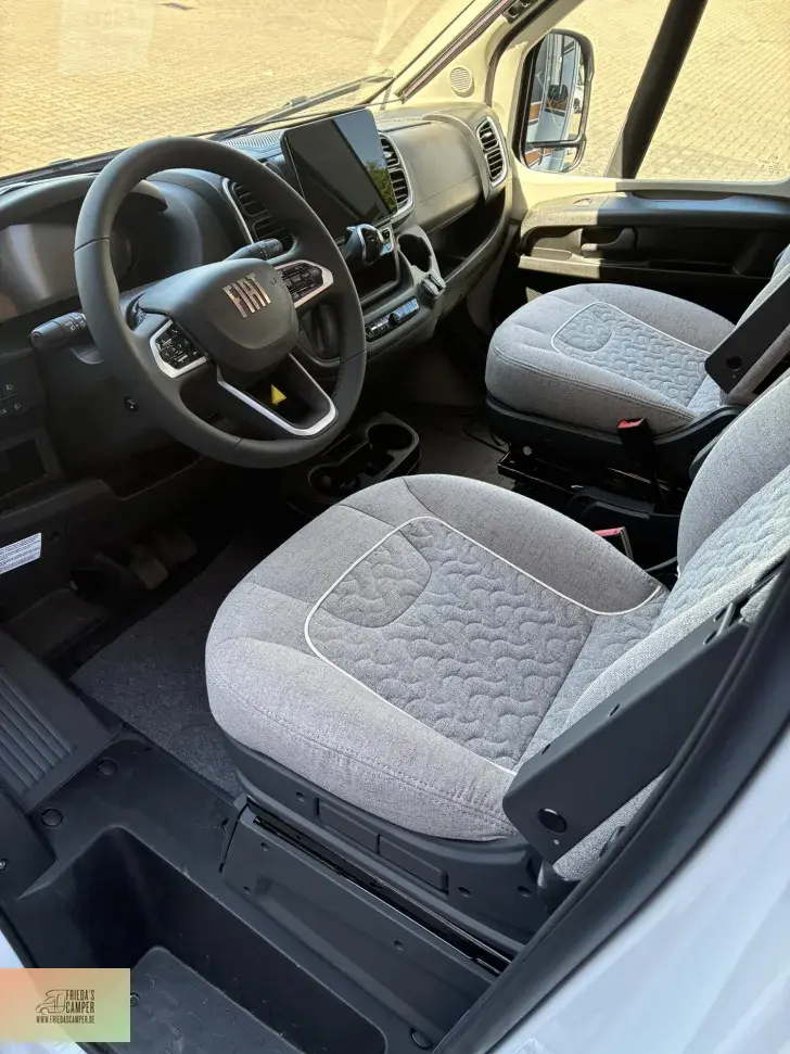 Fahrzeugbild Malibu T 430 KB LE lightweight Fiat #11