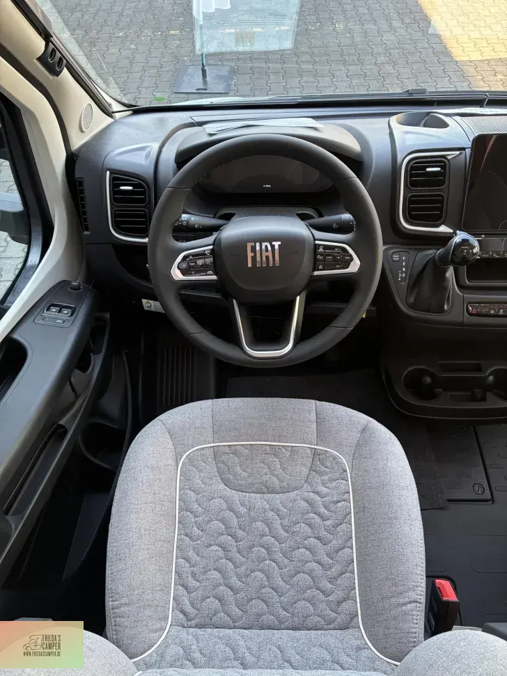 Fahrzeugbild Malibu T 430 KB LE lightweight Fiat #12