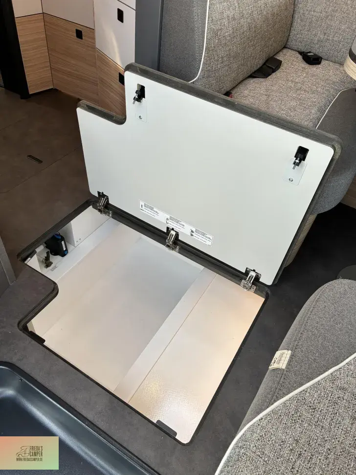 Fahrzeugbild Malibu I 450 RB LE comfort Mercedes #24