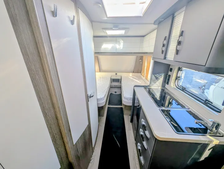 Fahrzeugbild Hobby OnTour 460 DL Sie sparen 1.381,- €! #7