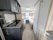 Fahrzeugbild Hobby De Luxe 460 LU #7