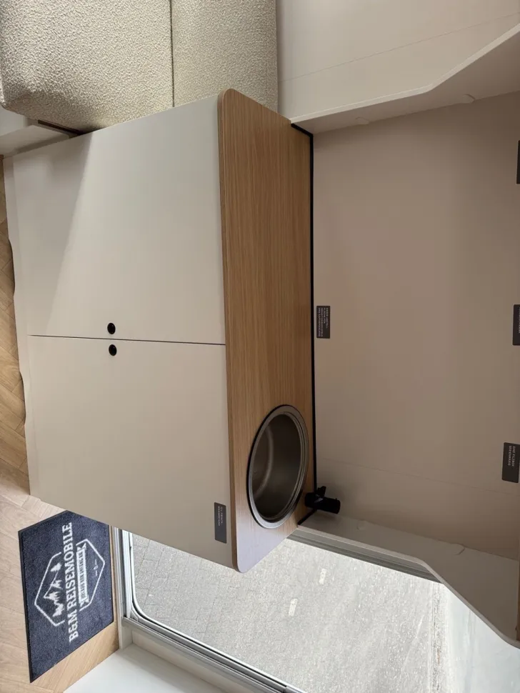 Fahrzeugbild LMC e:dero 470 K #11