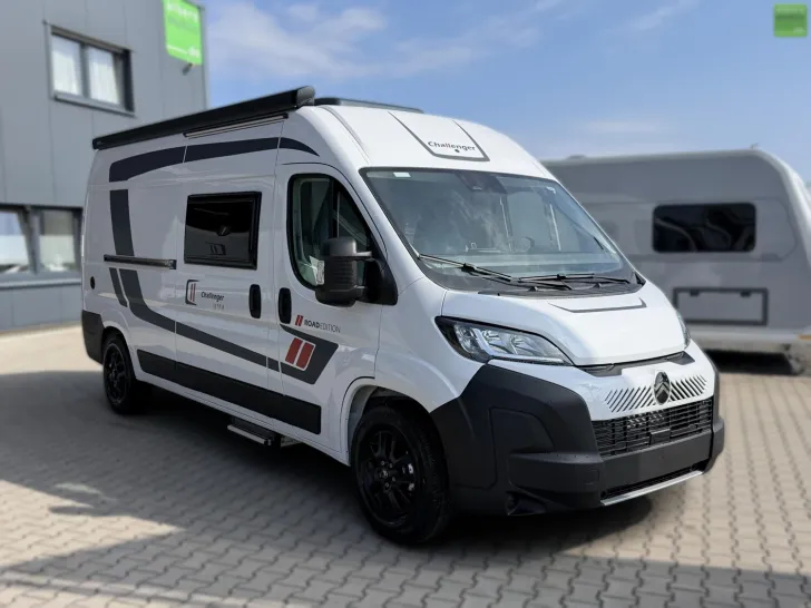 Fahrzeugbild Challenger Van Road Edition V114 200WSolar Arctic Safety 27 #1