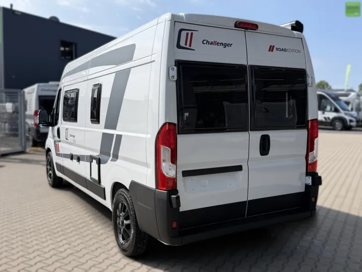 Fahrzeugbild Challenger Van Road Edition V114 200WSolar Arctic Safety 27 #5