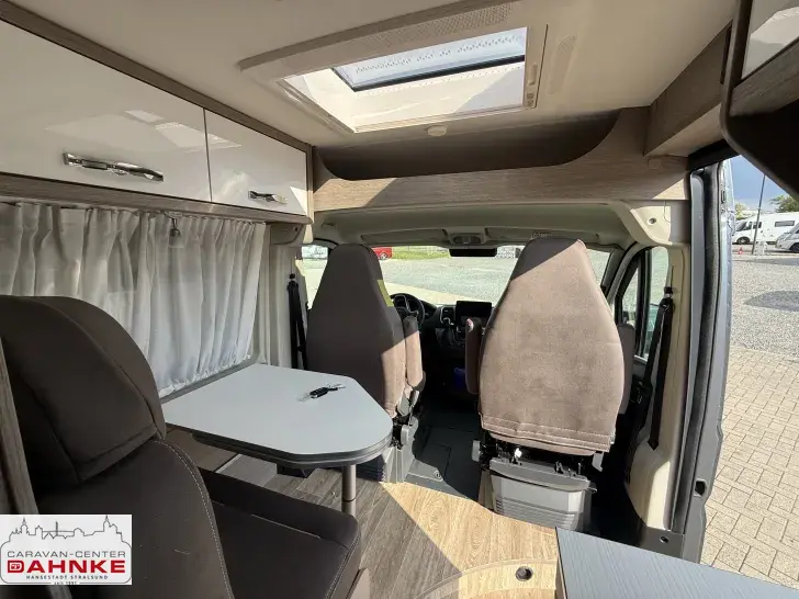 Fahrzeugbild Pössl D-Line 2WIN S Plus Automatik, Dieselheizung #16