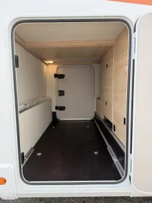 Fahrzeugbild Weinsberg CaraCompact EDITION PEPPER 600 MEG Rahmenfenster, elektr. Stufe #15