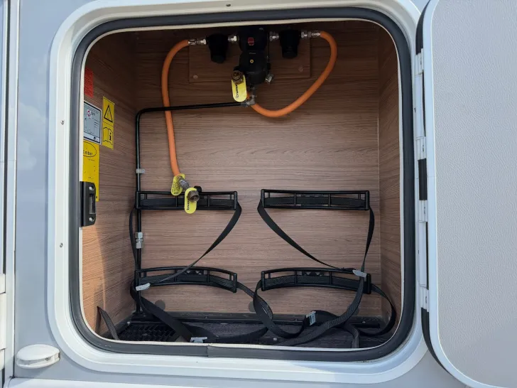 Fahrzeugbild Knaus Van Ti 640 MEG, Automatik, Borbet, SAT #23