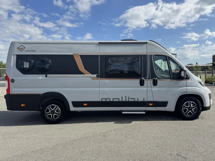 Fahrzeugbild Malibu Van first class - two rooms GT skyview 640 LE RB #4