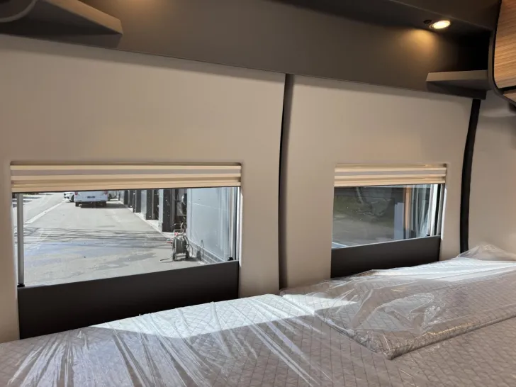Fahrzeugbild Malibu Van first class - two rooms GT skyview 640 LE RB #30