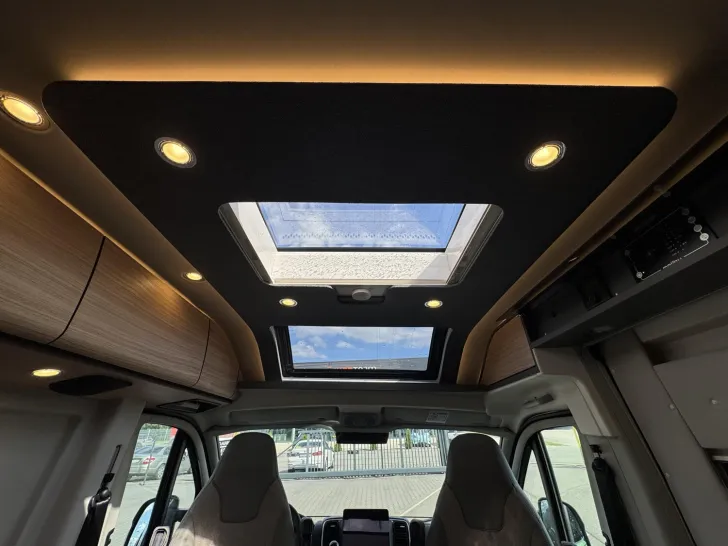 Fahrzeugbild Malibu Van first class - two rooms GT skyview 640 LE RB #33