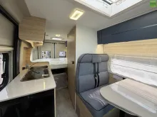 Fahrzeugbild Challenger Van Road Edition V114 200WSolar Arctic Safety 27 #12