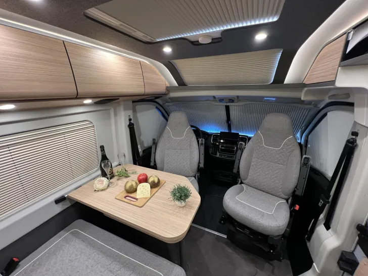 Fahrzeugbild Malibu Van first class - two rooms GT skyview 640 LE RB Fiat (752) #14