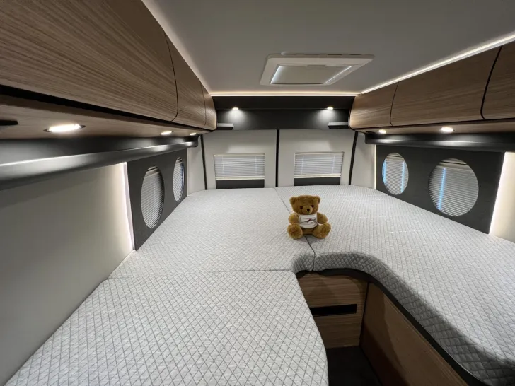 Fahrzeugbild Malibu Van first class - two rooms GT skyview 640 LE RB Fiat (752) #25