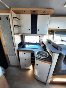 Fahrzeugbild Hobby ONTOUR T 700 F Verfüg./Sparen Sie 17.140,- € #10